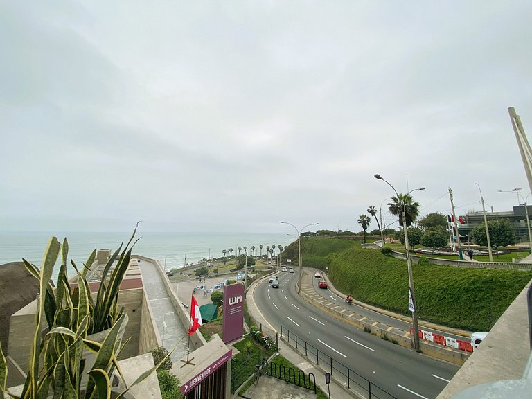 Depto Malecon de la Marina en Miraflores 3 dorm vista al mar